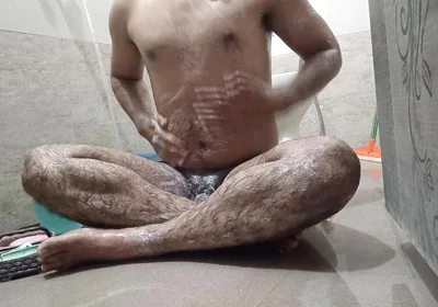I Feel Good When I'm Naked