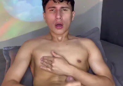 Mugiis Tugs Pulses with Flirty Dick Play