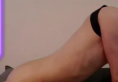 Machine Vs. Sub: Extreme Fuck-machine Twink Stretched His Thigth Hole with Massive Dildo for First Time!!