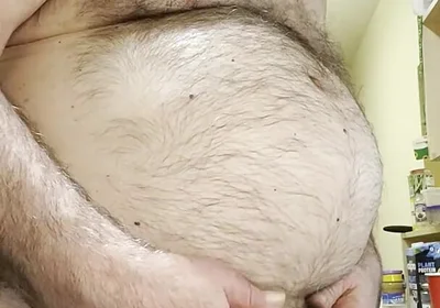 Coach Karl's Mid-afternoon Stiffy During a Live Cam Show 6231