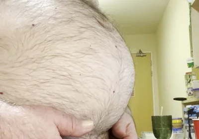 Coach Karl's Mid-afternoon Stiffy During a Live Cam Show 6231