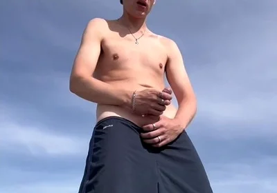 Freeballing and Fun on the Hike