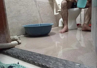 Who Would Like to Take a Nude Bath with Me?