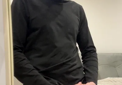 Fucking a Toy with a Big Dick and Moaning at 42 Years Old