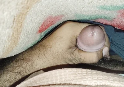 Hot Deshi College Boy Masturbation Under the Blanket