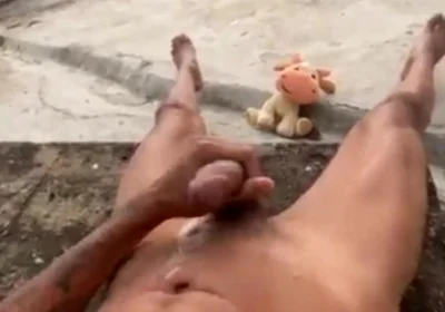A Cumshot to Relieve Stress in the Backyard