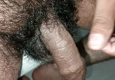 Lambe Ghane Kale Bal Wala Penis