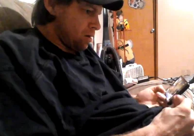 Xsmilingbob Pleases Himself