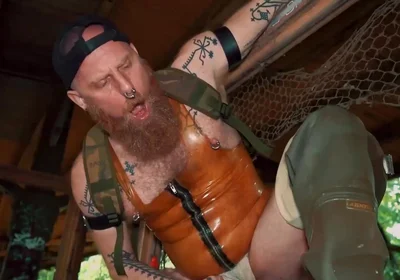 Fellball Take Turns Fisting Deep Into Each Others Wide Asses With Rose Bud And Axel Abysse