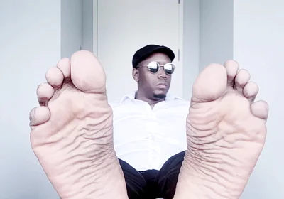 Male Soles in the Office (3 (2026)