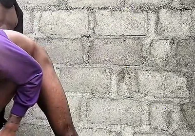 When the Homie Is Fine Asf and Gives You the Ass on the Low on Outdoor