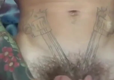 Tattooed Jerking off and Cumming Yummy