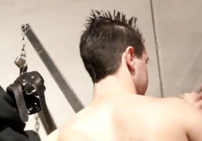 Bukkake Amateur with Gay Twinks Sucking All His Friends to the Cum