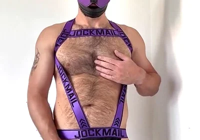 The Pet Masturbates