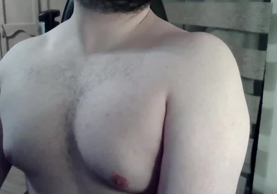 Beefy Virgin Camboy Dances and Flexes
