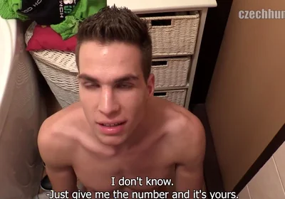 Czech Hunter - Tall Teen Sprayers Bathr'oom Secret Huge Co'ck Dee'pthroated and Fucked While Roommate Rests Next Door