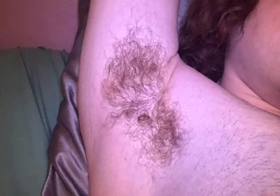 Anyone Want to Sniff My Armpits?