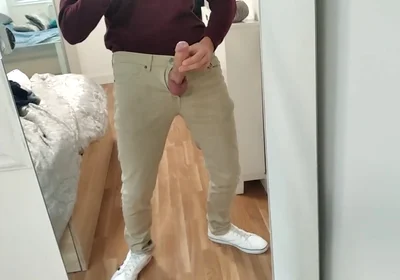 Amateur Man Jerking Big Cock Very Hard and Venous Before Meeting at Work