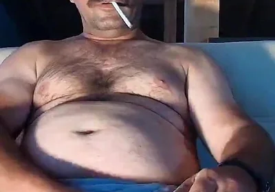 Your Efendi Was on the Air, Bitches