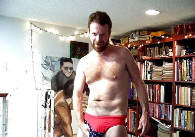 A Tour of Hairyartist Will in 9 Fleeting Moments