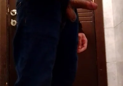 Indian Young Boy Masterbating in Her Bathroom H.j - Hemoshovel