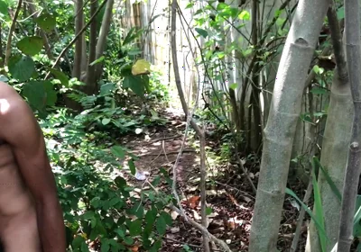 Threesome Outdoor Fuck Inside the Bush