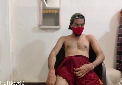 Ultra Lungi Boy Solo Show
