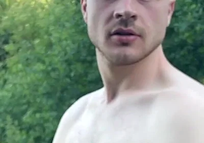 Julian Blesh Cumshot
