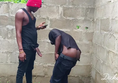 Bend Ebony Creamy Bussy in an Uncompleted Building