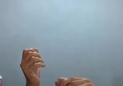 Guy with Big Cock Masturbates