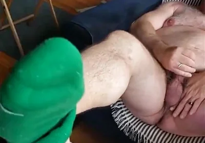 Bear Jerks off in Green Socks