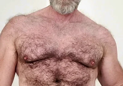 Sexy Hairy Muscle Bear