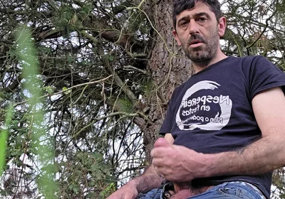 Straight Guy Masturbates in the Woods
