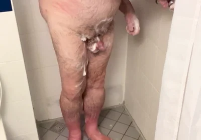 In the Shower with Coach Karl 6765