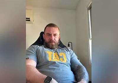 Built Aussie Bloke Edges In Office Chair & Explodes Pov All Over Your Face