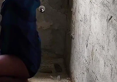Fucking Ebony Big Wasit Bussy Inside the Toilet of an Uncompleted Building After a Blowjob