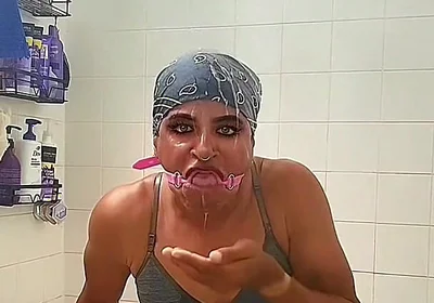 Kris Reelz - Self Face Spit,agagging on a Mouth Ring