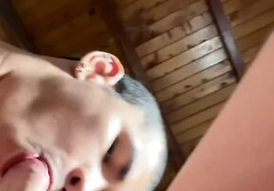 Sucked The Cock Of A 19-year-old Colombian White Top