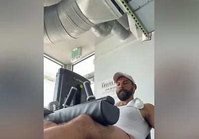 Cumming Handsfree In Public. (x: Hamedraiddxxx)