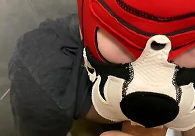 Young Guy Sucks Deepthroat Big Cock In Public Toilet