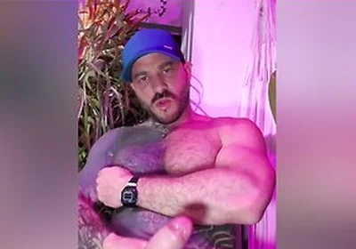 Bomb And Cum Play