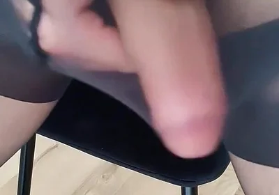 Juicy Cum in Pantyhose