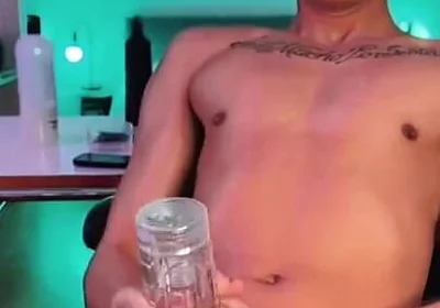 Leo Latte Lets Viewers Control the Toy in His Ass While He Strokes a Fleshlight