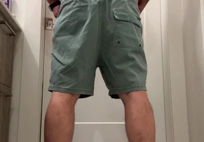Love for you to pull my shorts down and go to town on my asshole