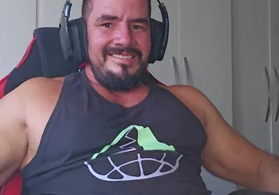 Work My Big Dick While I Play