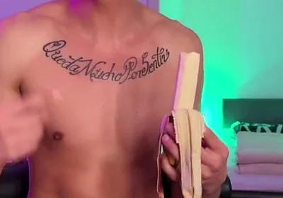 Leo Latte Almost 2-hour Livestream - Teasing, Stripping & Underwear Show