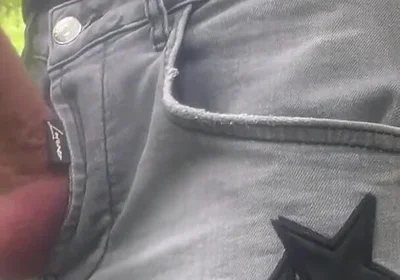 Huge Cumshot Outdoors in the Jeans Mmmm