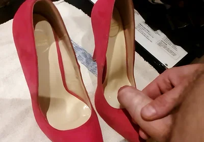 Beautiful Sexy Pumps of My Girlfriend's Friend.