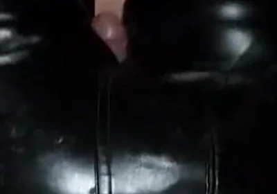 Big leather ass cumshot