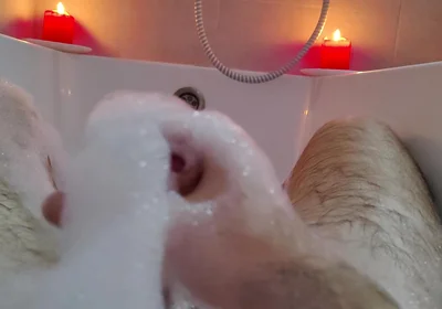Covered in Foam - My Intense Bathroom Solo Finish